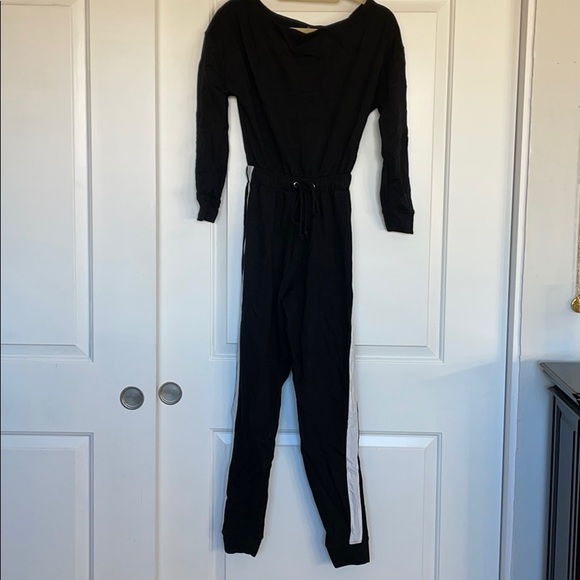 NWOT Missguided Black Jumpsuit with White Stripe - Picture 2 of 4